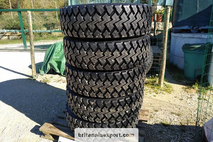 FACTORY Retread 285/70R19.5 Truck Tyres | Quarry Tread | Heavy-Duty  | Export Ready - إطارات: صورة 1 FACTORY Retread 285/70R19.5 Truck Tyres | Quarry Tread | Heavy-Duty  | Export Ready - إطارات: صورة 1