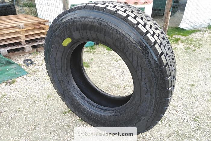 FACTORY Retread 315/70R22.5 Truck Tyres | Heavy-Duty | Export Ready - إطارات: صورة 1 FACTORY Retread 315/70R22.5 Truck Tyres | Heavy-Duty | Export Ready - إطارات: صورة 1