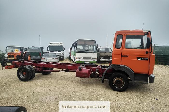 RENAULT Midliner S120 Turbo 7.7 Ton Chassis Cab Truck | ZF Manual | - شاحنة هيكل كابينة: صورة 4 RENAULT Midliner S120 Turbo 7.7 Ton Chassis Cab Truck | ZF Manual | - شاحنة هيكل كابينة: صورة 4
