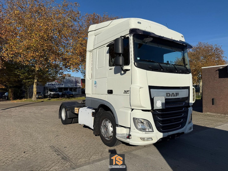 DAF XF 106.460 AUTOMATIC - EURO 6 - BELGIUM TOP TRUCK - NEW APK/TUV - NEW TACHO - وحدة جر: صورة 3 DAF XF 106.460 AUTOMATIC - EURO 6 - BELGIUM TOP TRUCK - NEW APK/TUV - NEW TACHO - وحدة جر: صورة 3