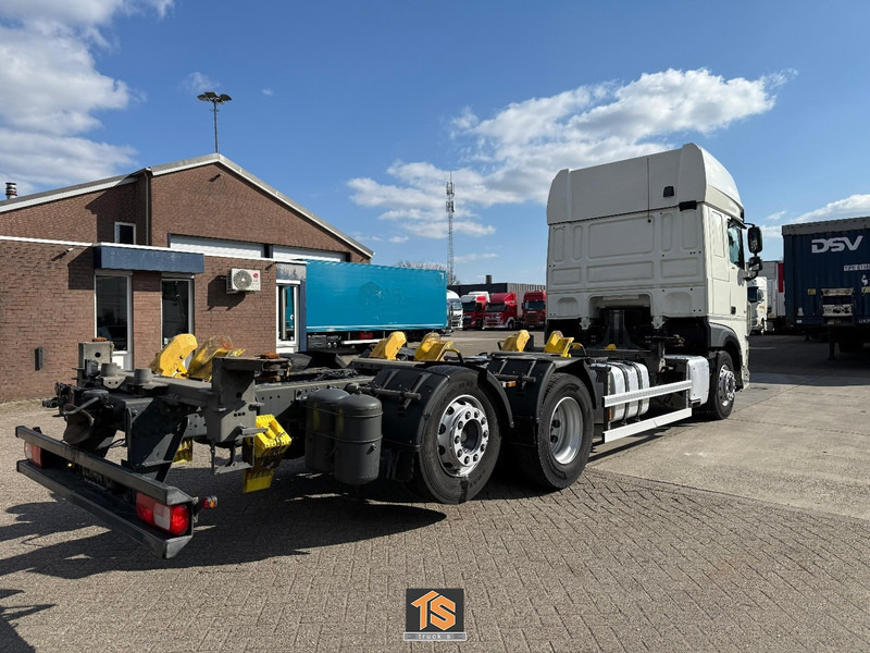 DAF XF 480 FAN SSC - LBW - RETARDER - BDF - KLIMA - GERMAN TRUCK - TOP! - شاحنات الحاويات / جسم علوي قابل للتغيير شاحنة: صورة 4 DAF XF 480 FAN SSC - LBW - RETARDER - BDF - KLIMA - GERMAN TRUCK - TOP! - شاحنات الحاويات / جسم علوي قابل للتغيير شاحنة: صورة 4