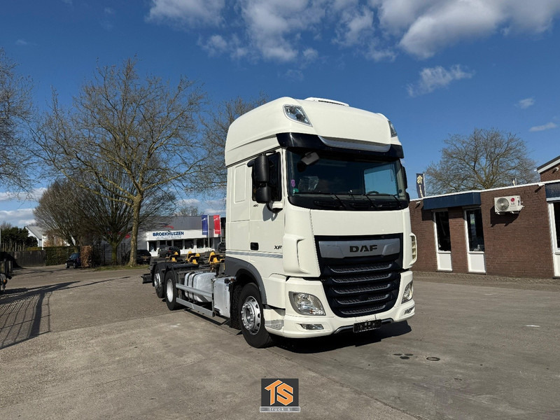 DAF XF 480 FAN SSC - LBW - RETARDER - BDF - KLIMA - GERMAN TRUCK - TOP! - شاحنات الحاويات / جسم علوي قابل للتغيير شاحنة: صورة 2 DAF XF 480 FAN SSC - LBW - RETARDER - BDF - KLIMA - GERMAN TRUCK - TOP! - شاحنات الحاويات / جسم علوي قابل للتغيير شاحنة: صورة 2