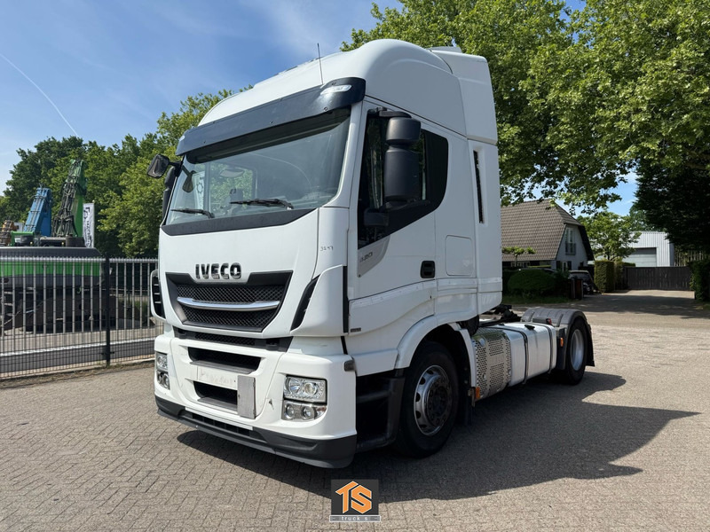 Iveco AS 420 AUTOMATIC - EURO 6 - 2 TANKS - 4X AVAILABLE - TOP! - وحدة جر: صورة 1 Iveco AS 420 AUTOMATIC - EURO 6 - 2 TANKS - 4X AVAILABLE - TOP! - وحدة جر: صورة 1