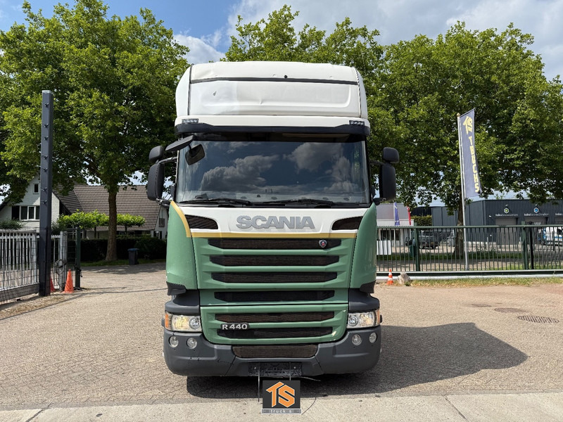 Scania R440 3-PEDAL - RETARDER - TOP TRUCK - وحدة جر: صورة 2 Scania R440 3-PEDAL - RETARDER - TOP TRUCK - وحدة جر: صورة 2