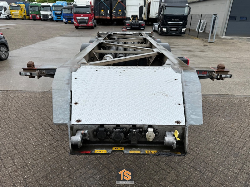 Van Hool 3B2013 20FT - ADR - MERCEDES AXLE - DRUM BRAKE - NL TOP TRAILER - 3x AVAILABLE! - نصف مقطورة لنقل الحاويات: صورة 3 Van Hool 3B2013 20FT - ADR - MERCEDES AXLE - DRUM BRAKE - NL TOP TRAILER - 3x AVAILABLE! - نصف مقطورة لنقل الحاويات: صورة 3
