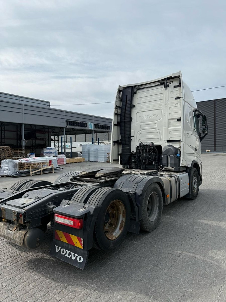Volvo FH540 6x2 / Double boogie - وحدة جر: صورة 4 Volvo FH540 6x2 / Double boogie - وحدة جر: صورة 4