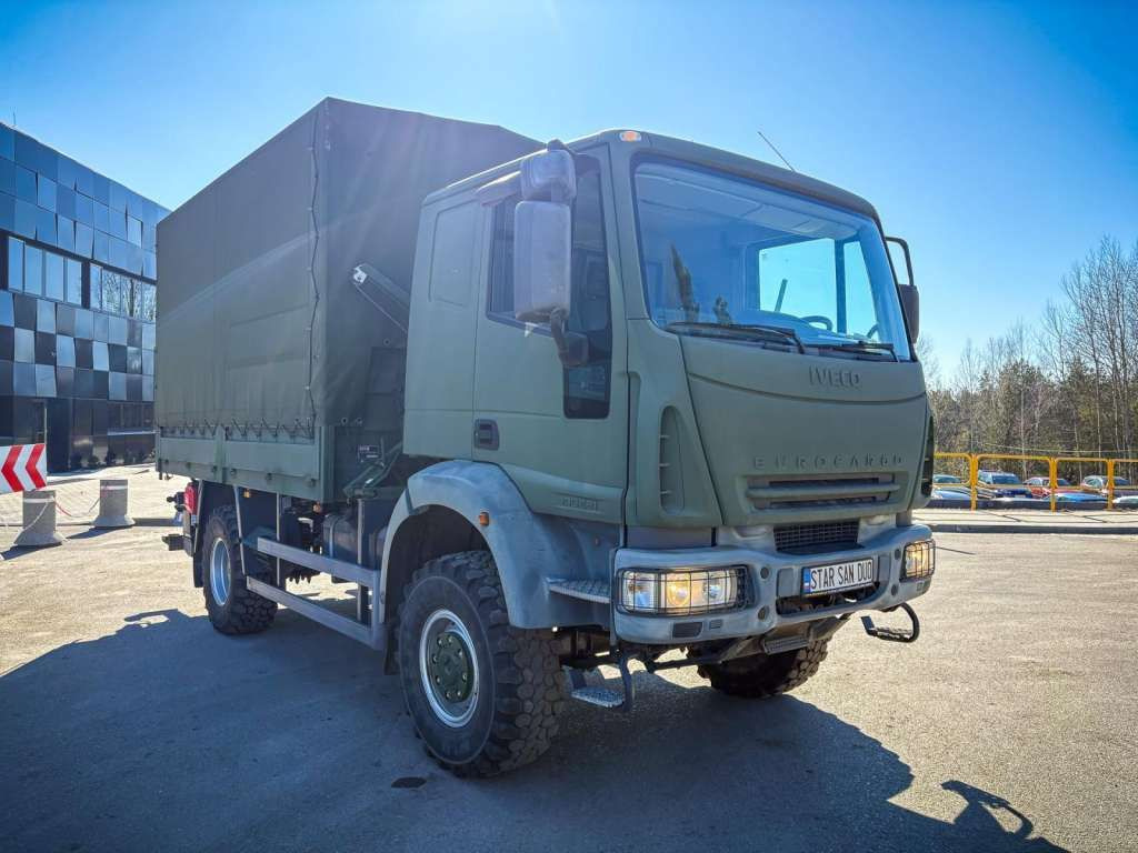 Iveco EUROCARGO 4x4 Offroad Camper Winde - شاحنة ستارة: صورة 2 Iveco EUROCARGO 4x4 Offroad Camper Winde - شاحنة ستارة: صورة 2