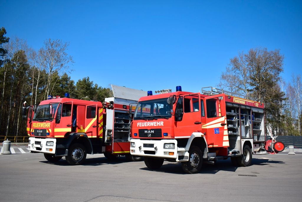 MAN 4x4 Firetruck Feuerwehr DOKA Expedition Camper - سيارة إطفاء: صورة 3 MAN 4x4 Firetruck Feuerwehr DOKA Expedition Camper - سيارة إطفاء: صورة 3