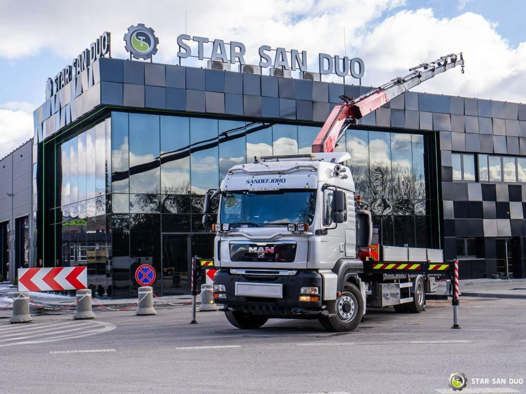MAN TGA 18.350 4x4 Fassi F235 Crane Kran - شاحنة كرين: صورة 1 MAN TGA 18.350 4x4 Fassi F235 Crane Kran - شاحنة كرين: صورة 1