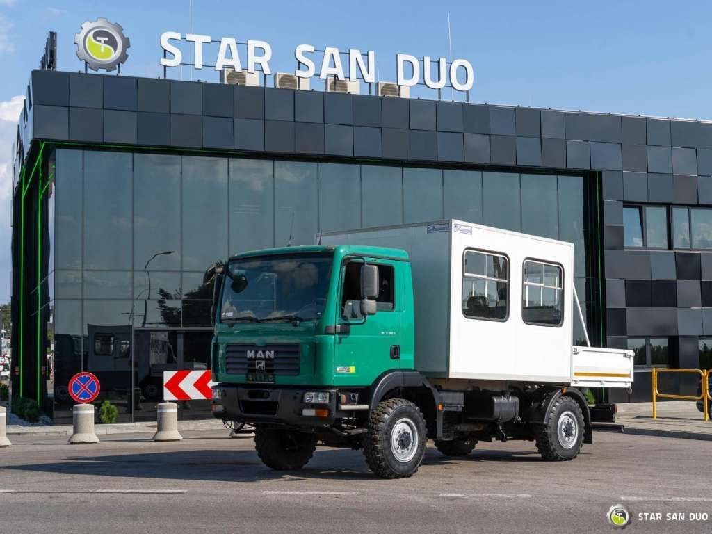 MAN  TGM 13.240 4x4 BL Double Cab Camper BUS - شاحنة هيكل كابينة: صورة 5 MAN  TGM 13.240 4x4 BL Double Cab Camper BUS - شاحنة هيكل كابينة: صورة 5