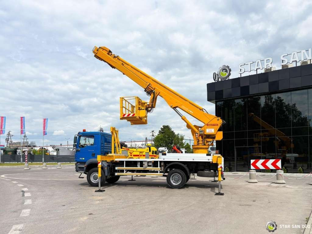 MAN TGM 18.330 4x4 MULTITEL J335 Truck Mounted Lift - منصة تلسكوبية محمولة على شاحنة: صورة 2 MAN TGM 18.330 4x4 MULTITEL J335 Truck Mounted Lift - منصة تلسكوبية محمولة على شاحنة: صورة 2
