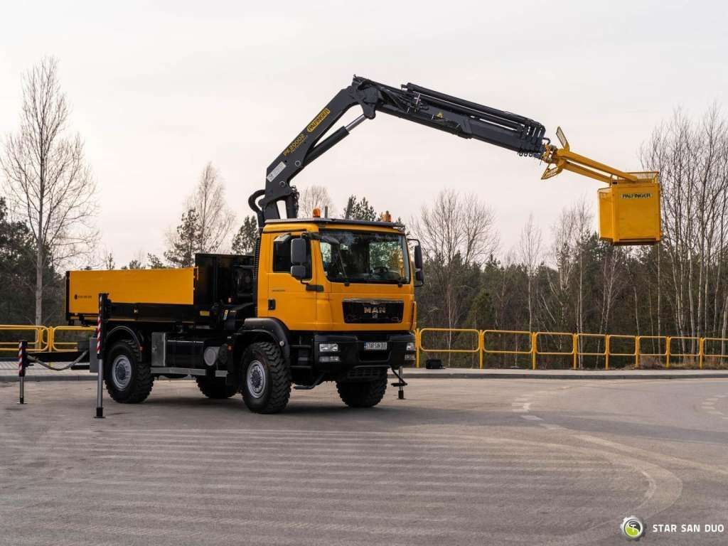 MAN TGM 18.340 4x4 PALFINGER PK 20002 CRANE BASKET MAN TGM 18.340 4x4 PALFINGER PK 20002 CRANE BASKET - شاحنة كرين, شاحنات مسطحة: صورة 2 MAN TGM 18.340 4x4 PALFINGER PK 20002 CRANE BASKET MAN TGM 18.340 4x4 PALFINGER PK 20002 CRANE BASKET - شاحنة كرين, شاحنات مسطحة: صورة 2
