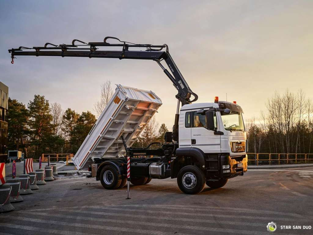MAN TGS 18.360 4x4 HIAB 144 E-4 Crane Kipper MAN TGS 18.360 4x4 HIAB 144 E-4 Crane Kipper - شاحنة كرين, شاحنة قلاب: صورة 3 MAN TGS 18.360 4x4 HIAB 144 E-4 Crane Kipper MAN TGS 18.360 4x4 HIAB 144 E-4 Crane Kipper - شاحنة كرين, شاحنة قلاب: صورة 3