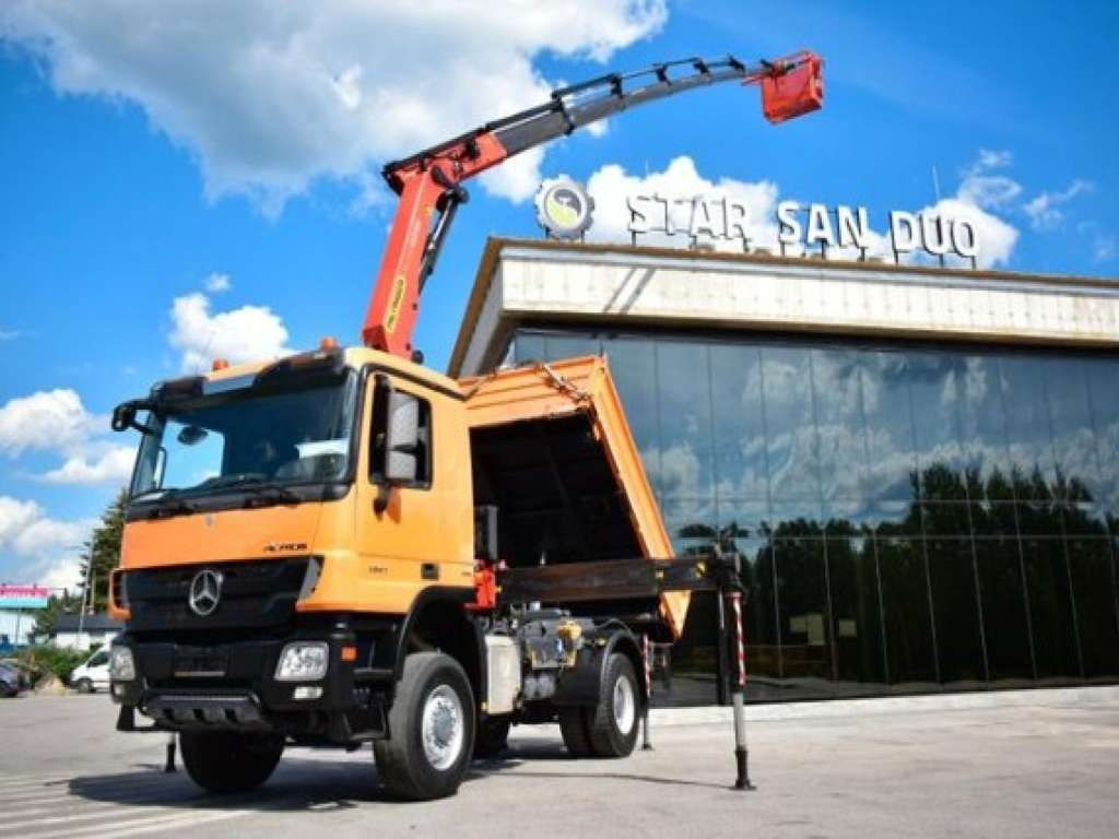 Mercedes-Benz ACTROS 1841 4x4 PALFINGER PK 22002 CRANE KIPER - شاحنة كرين: صورة 5 Mercedes-Benz ACTROS 1841 4x4 PALFINGER PK 22002 CRANE KIPER - شاحنة كرين: صورة 5