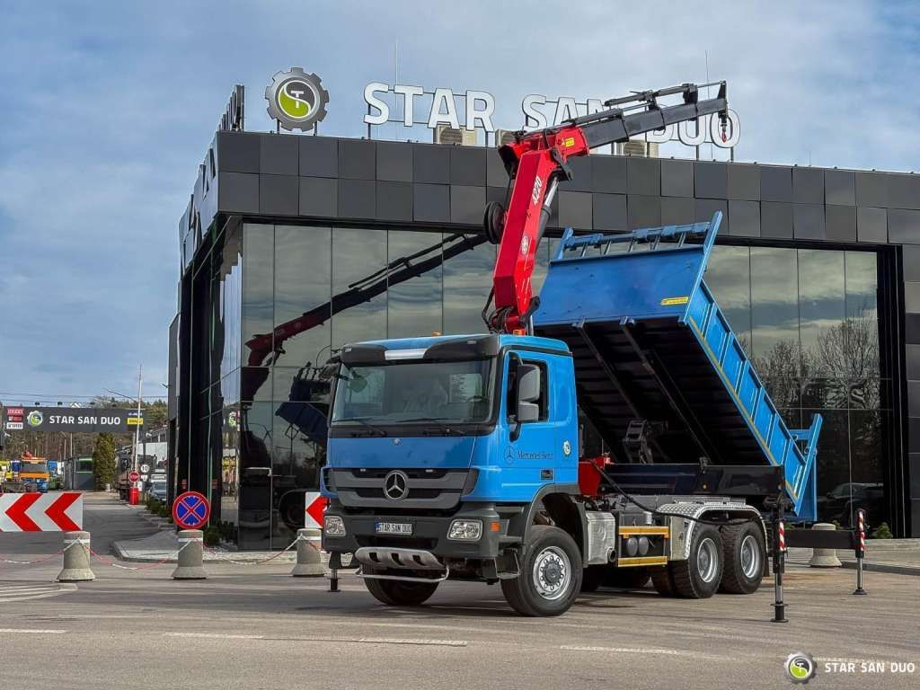 Mercedes-Benz ACTROS 3341 6x6 HMF 4220 K4 CRANE KIPPER - شاحنة كرين: صورة 1 Mercedes-Benz ACTROS 3341 6x6 HMF 4220 K4 CRANE KIPPER - شاحنة كرين: صورة 1