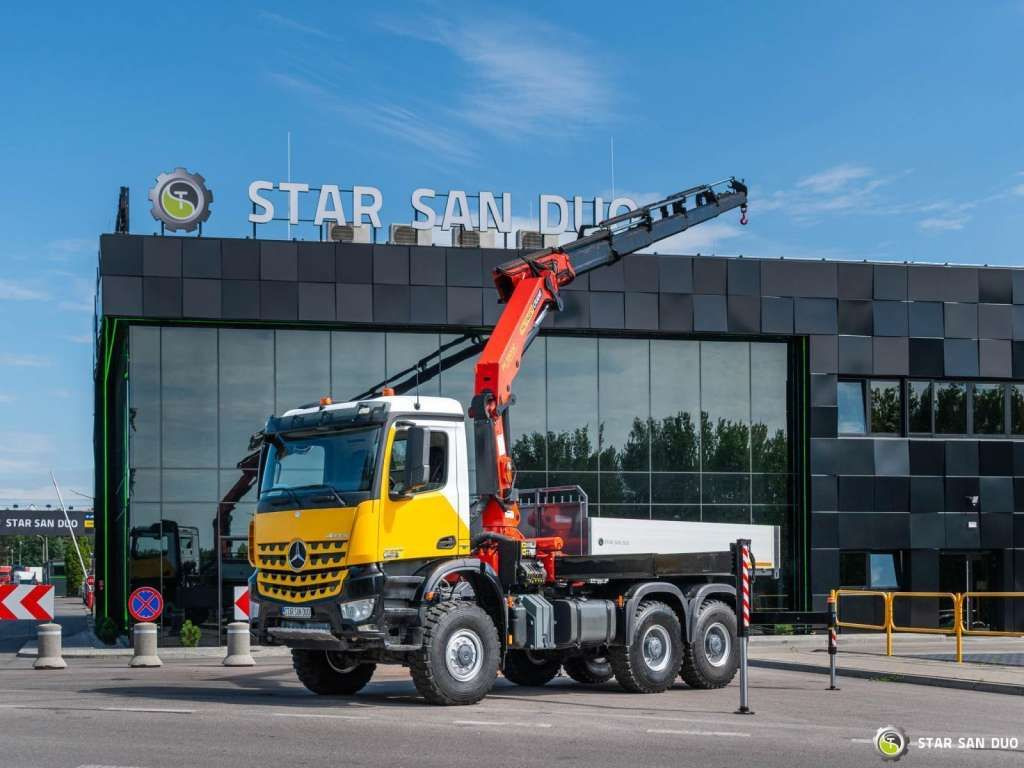 Mercedes-Benz AROCS 3345 6x6 PALFINGER PK 33002 Euro 6 Crane - شاحنة كرين: صورة 4 Mercedes-Benz AROCS 3345 6x6 PALFINGER PK 33002 Euro 6 Crane - شاحنة كرين: صورة 4