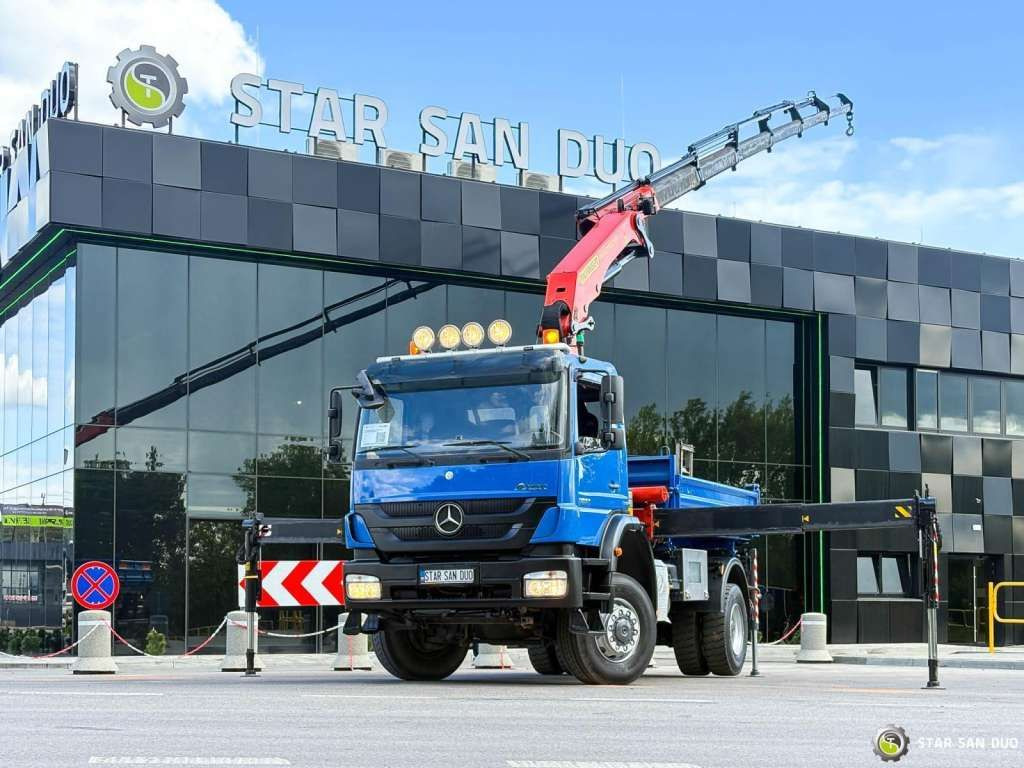 Mercedes-Benz AXOR 1833 4x4 Palfinger PK 22002 EH Crane Winch - شاحنة قلاب: صورة 1 Mercedes-Benz AXOR 1833 4x4 Palfinger PK 22002 EH Crane Winch - شاحنة قلاب: صورة 1