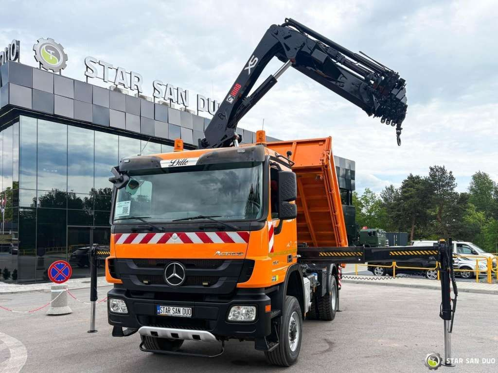 Mercedes-Benz Actros 1841 AK 4x4 Hiab 288E-7 Crane Kipper - شاحنة كرين: صورة 4 Mercedes-Benz Actros 1841 AK 4x4 Hiab 288E-7 Crane Kipper - شاحنة كرين: صورة 4