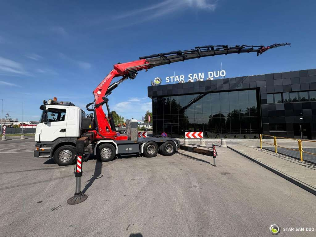 Scania R420 8x4 FASSI F1300 AXP Crane FLY JIB Euro 4 - شاحنة كرين: صورة 5 Scania R420 8x4 FASSI F1300 AXP Crane FLY JIB Euro 4 - شاحنة كرين: صورة 5