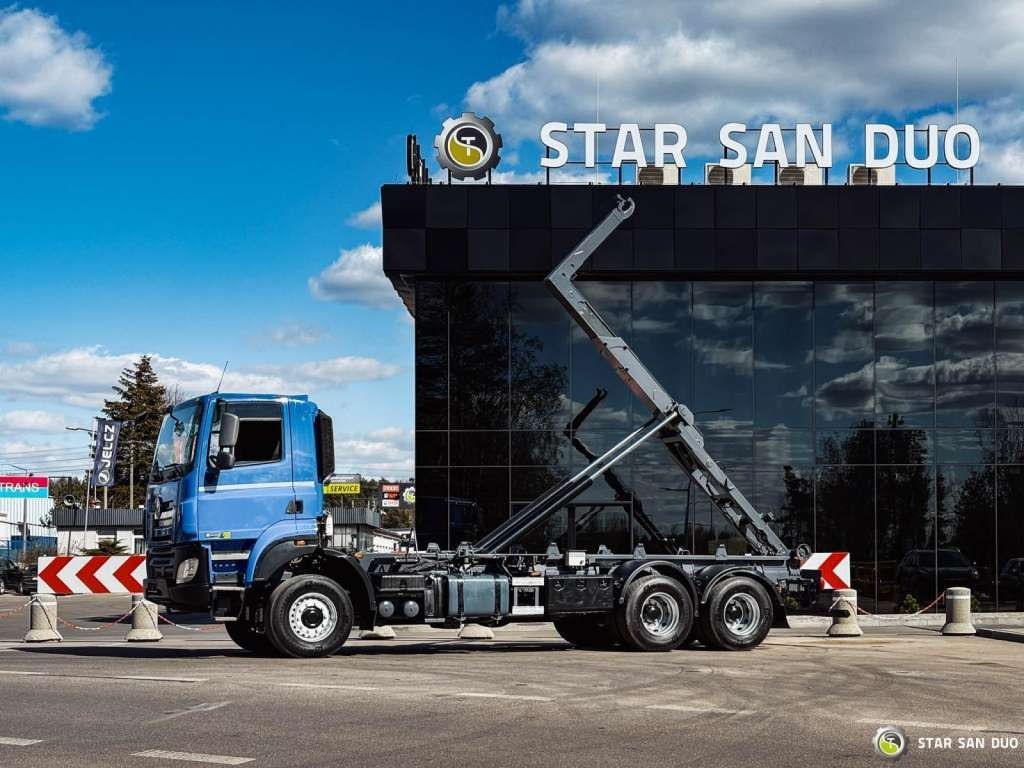 Tatra T158 PHOENIX 6x6 Euro 6 - شاحنة هيكل كابينة: صورة 2 Tatra T158 PHOENIX 6x6 Euro 6 - شاحنة هيكل كابينة: صورة 2