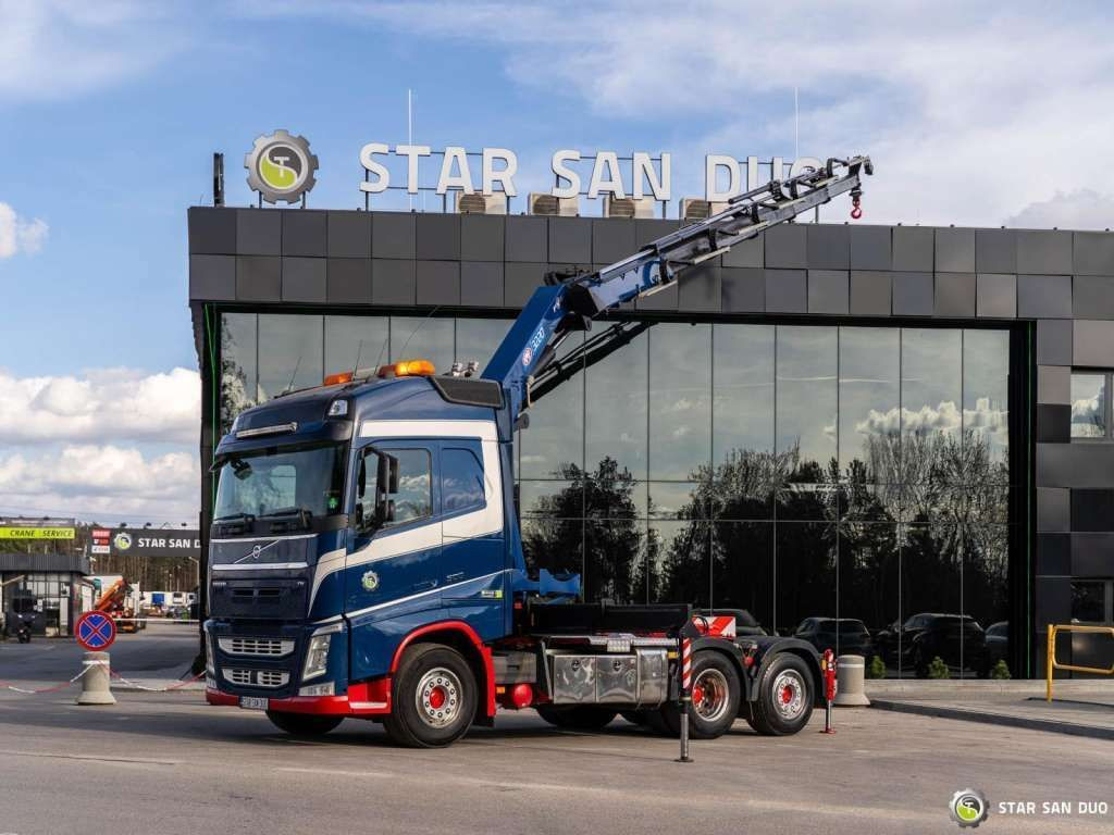 Volvo FH 500 6x2 HMF 3220-K5 HDS Crane Euro 6 - شاحنة كرين, وحدة جر: صورة 4 Volvo FH 500 6x2 HMF 3220-K5 HDS Crane Euro 6 - شاحنة كرين, وحدة جر: صورة 4
