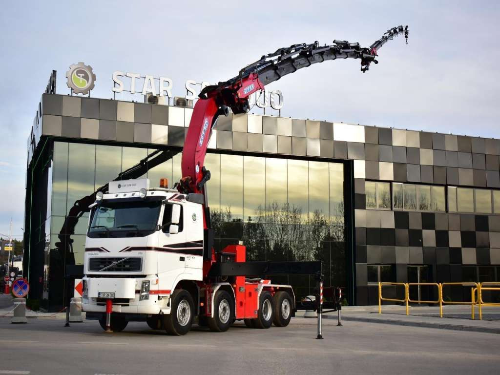 Volvo FH 520 8x2 EFFER 850 Fly Jib Winch 5th - شاحنة كرين, وحدة جر: صورة 1 Volvo FH 520 8x2 EFFER 850 Fly Jib Winch 5th - شاحنة كرين, وحدة جر: صورة 1