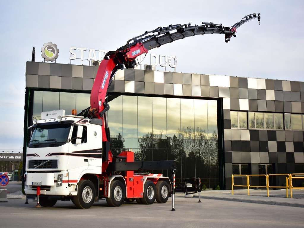 Volvo FH 520 8x2 EFFER 850 Fly Jib Winch 5th - وحدة جر: صورة 5 Volvo FH 520 8x2 EFFER 850 Fly Jib Winch 5th - وحدة جر: صورة 5