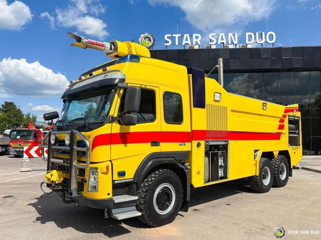Volvo FM 460 6x6 Rosenbauer Fire Truck LSP Water Tank - شاحنة: صورة 1 Volvo FM 460 6x6 Rosenbauer Fire Truck LSP Water Tank - شاحنة: صورة 1