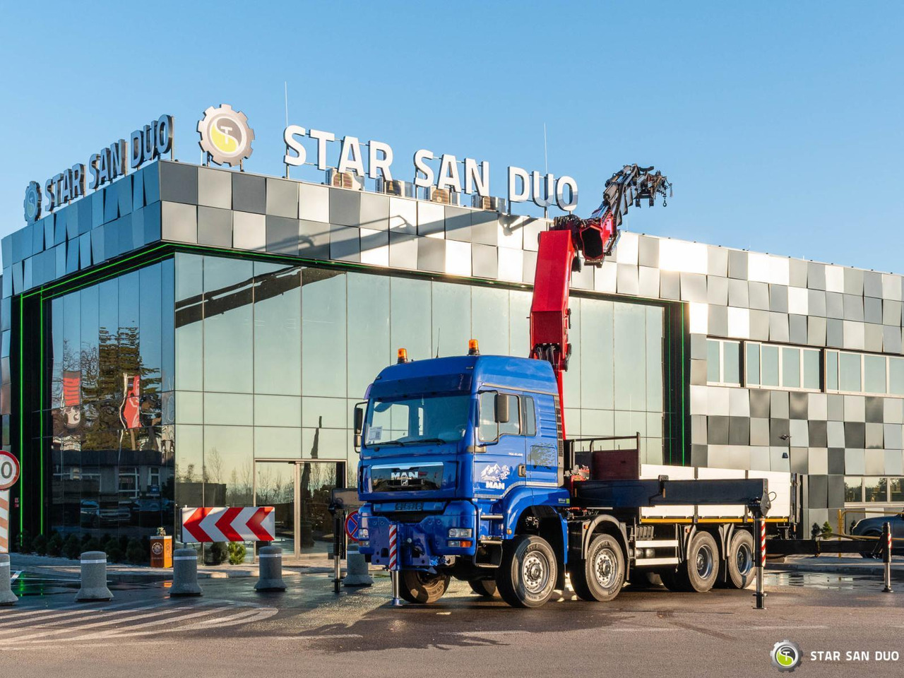 - شاحنة كرين: صورة 2 - شاحنة كرين: صورة 2