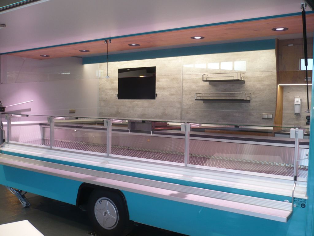 Borco-Höhns FI-AE-S800-W4520 - مقطورة بيع ( الأغذية): صورة 3 Borco-Höhns FI-AE-S800-W4520 - مقطورة بيع ( الأغذية): صورة 3