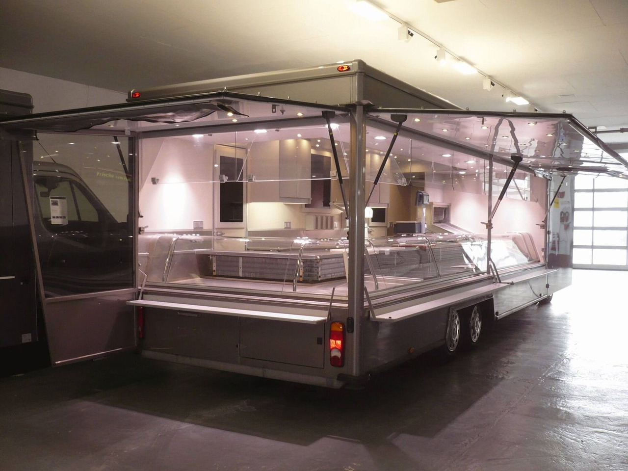 Fiat Ducato Fiat Ducato - شاحنة بيع الطعام, شاحنة التوصيل: صورة 1 Fiat Ducato Fiat Ducato - شاحنة بيع الطعام, شاحنة التوصيل: صورة 1