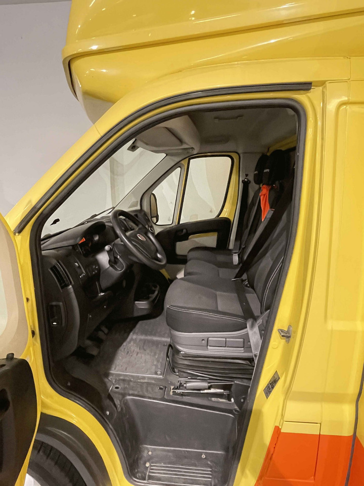 Wochenmarktmobil Esselmann - شاحنة بيع الطعام: صورة 2 Wochenmarktmobil Esselmann - شاحنة بيع الطعام: صورة 2