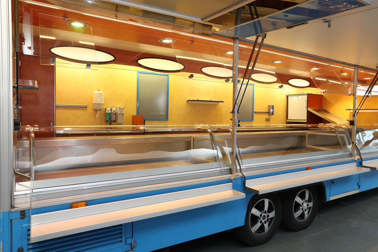 Wochenmarktmobil Tamhart - شاحنة بيع الطعام: صورة 3 Wochenmarktmobil Tamhart - شاحنة بيع الطعام: صورة 3