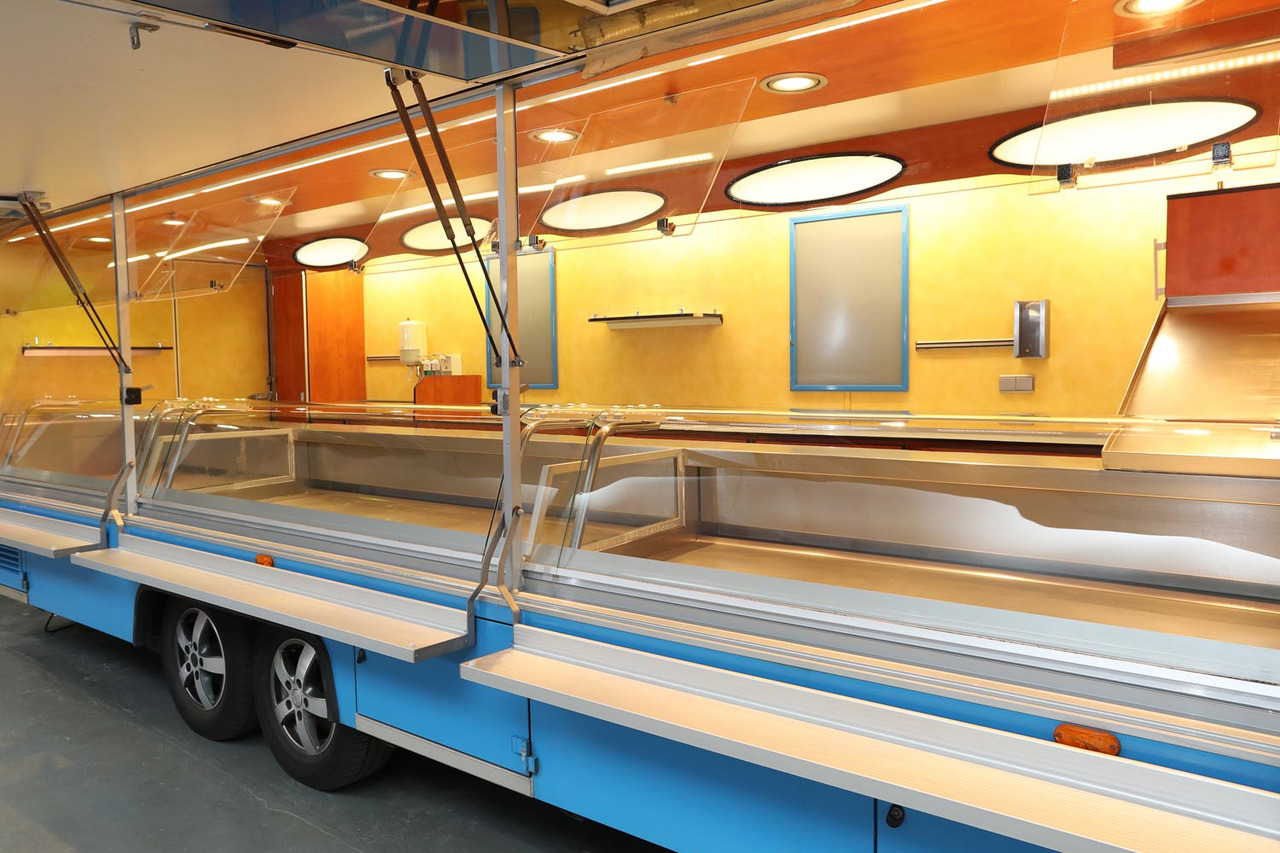 Wochenmarktmobil Tamhart - شاحنة بيع الطعام: صورة 4 Wochenmarktmobil Tamhart - شاحنة بيع الطعام: صورة 4