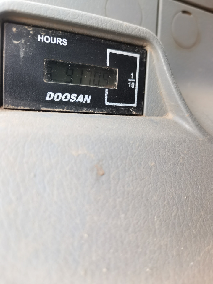 حفارة DOOSAN DX 380: صورة 19