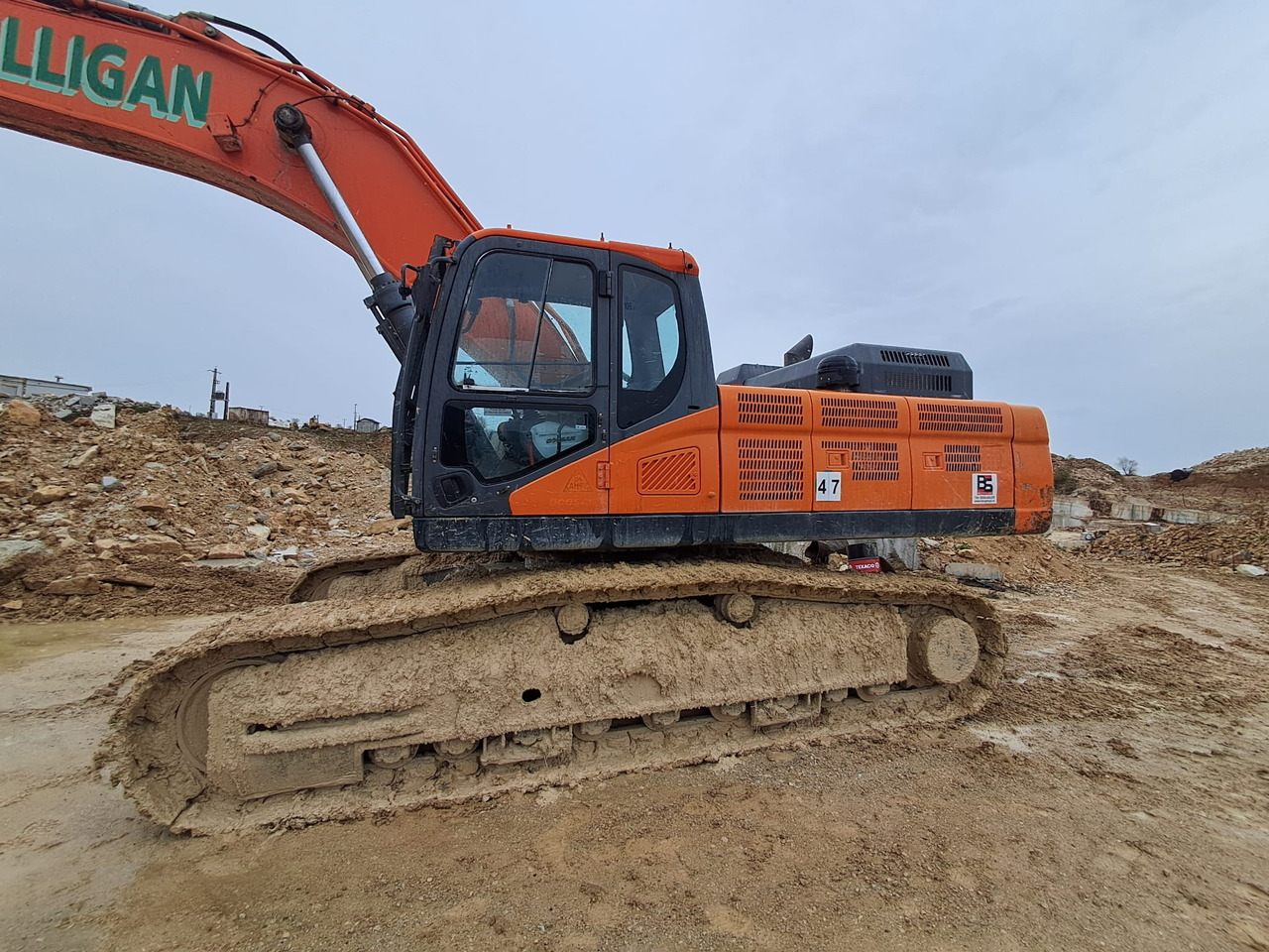 DOOSAN DX 420 LC - حفار زحاف: صورة 3 DOOSAN DX 420 LC - حفار زحاف: صورة 3