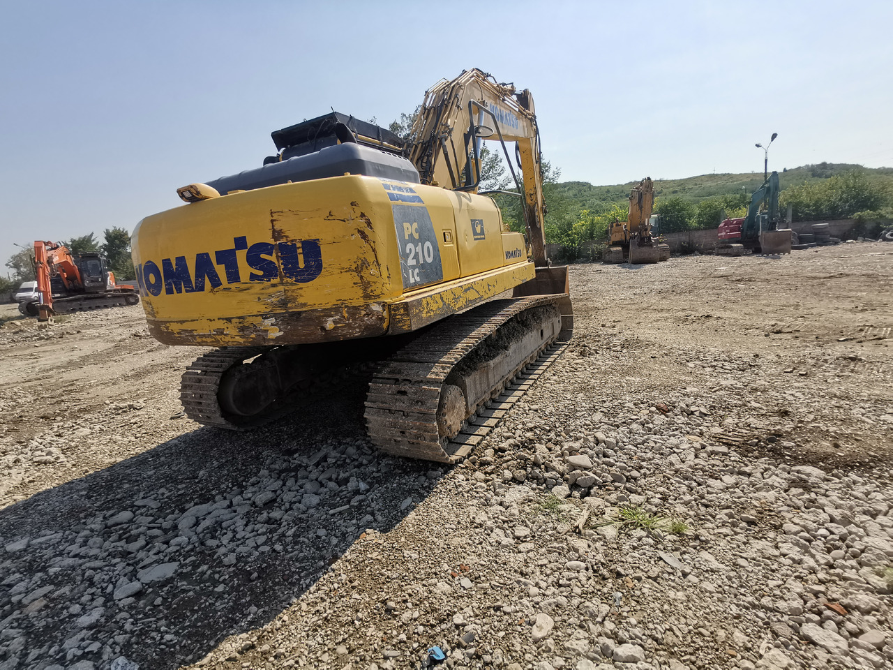 KOMATSU PC210 LC - 8 - حفارة: صورة 4 KOMATSU PC210 LC - 8 - حفارة: صورة 4