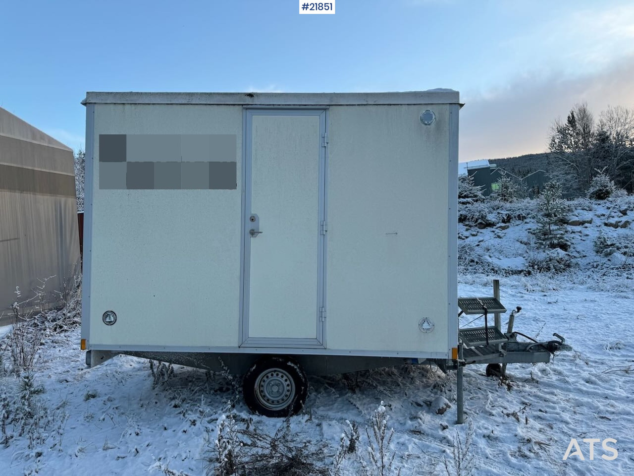 Arbeidsbrakke m/ forbrenningstoalett - حاوية البناء: صورة 2 Arbeidsbrakke m/ forbrenningstoalett - حاوية البناء: صورة 2