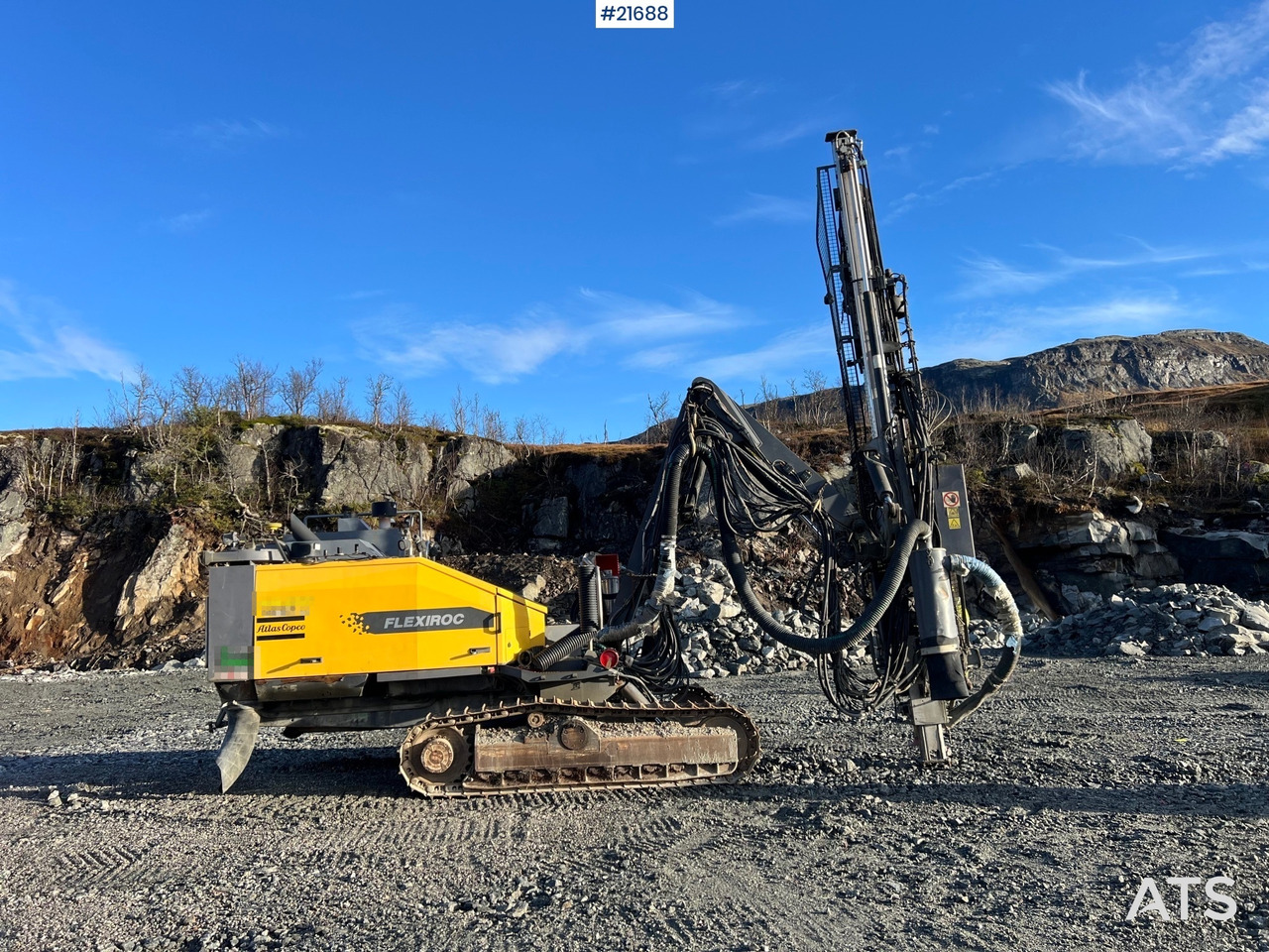 Atlas Copco T35R-01 Borerigg m/ cop 2540 hammer, sliper og Leica gps - برج الحفر: صورة 5 Atlas Copco T35R-01 Borerigg m/ cop 2540 hammer, sliper og Leica gps - برج الحفر: صورة 5