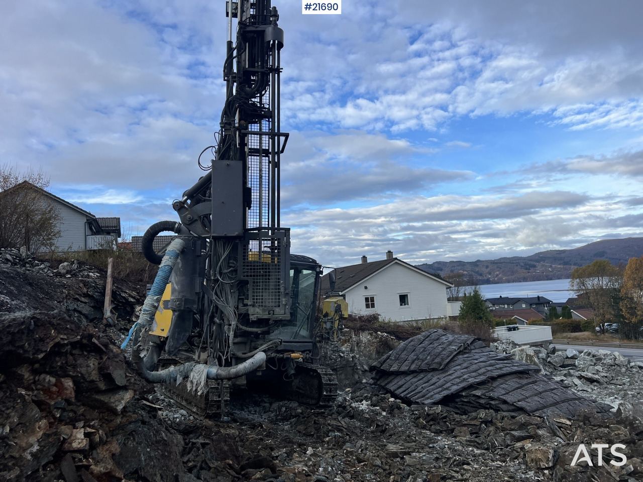 Atlas Copco smartroc T40-11 Borerigg m/ 2560 hammer, CME sliper og Leica gps - برج الحفر: صورة 5 Atlas Copco smartroc T40-11 Borerigg m/ 2560 hammer, CME sliper og Leica gps - برج الحفر: صورة 5