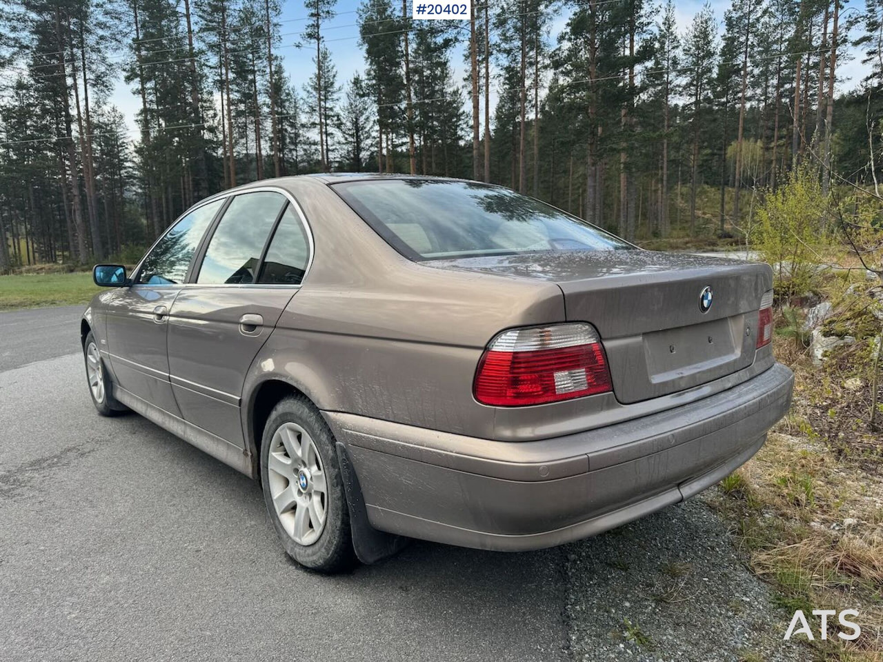 BMW 5-SERIE - سيارة: صورة 3 BMW 5-SERIE - سيارة: صورة 3