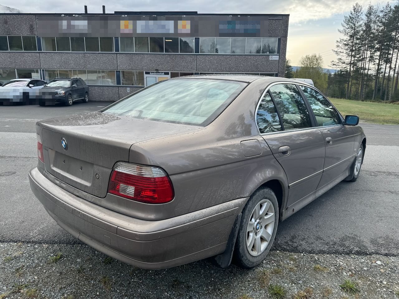 BMW 520 - سيارة: صورة 5 BMW 520 - سيارة: صورة 5