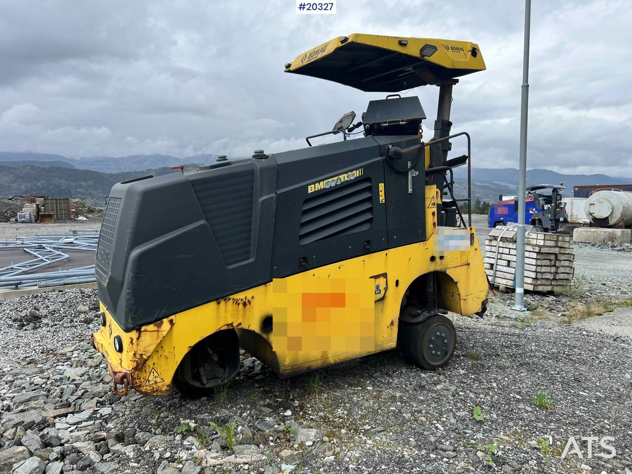 Bomag BM600/15 - آلة أسفلت: صورة 5 Bomag BM600/15 - آلة أسفلت: صورة 5