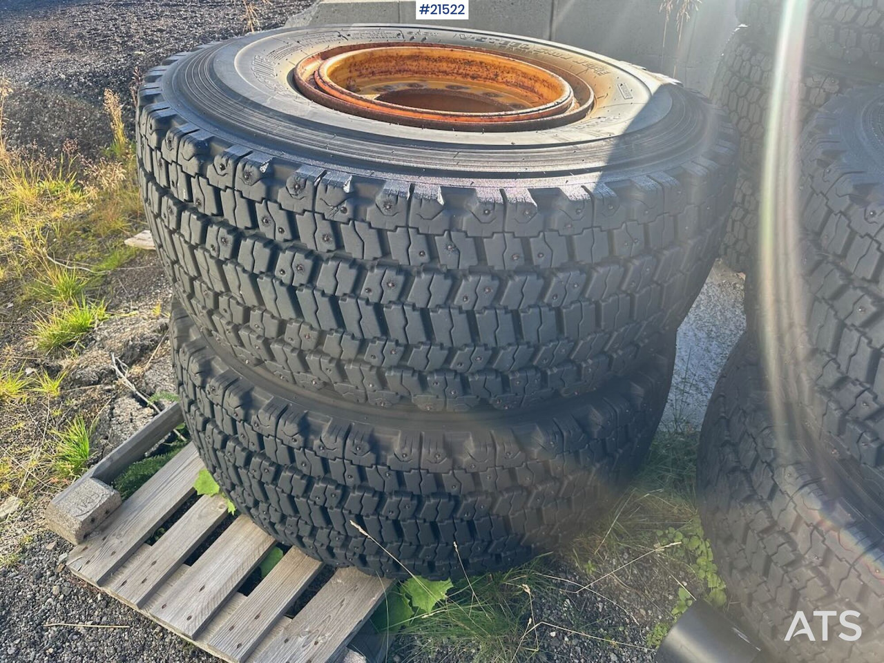 Bridgestone hjullaster dekk til Volvo L110 - إطارات - آلات البناء: صورة 1 Bridgestone hjullaster dekk til Volvo L110 - إطارات - آلات البناء: صورة 1