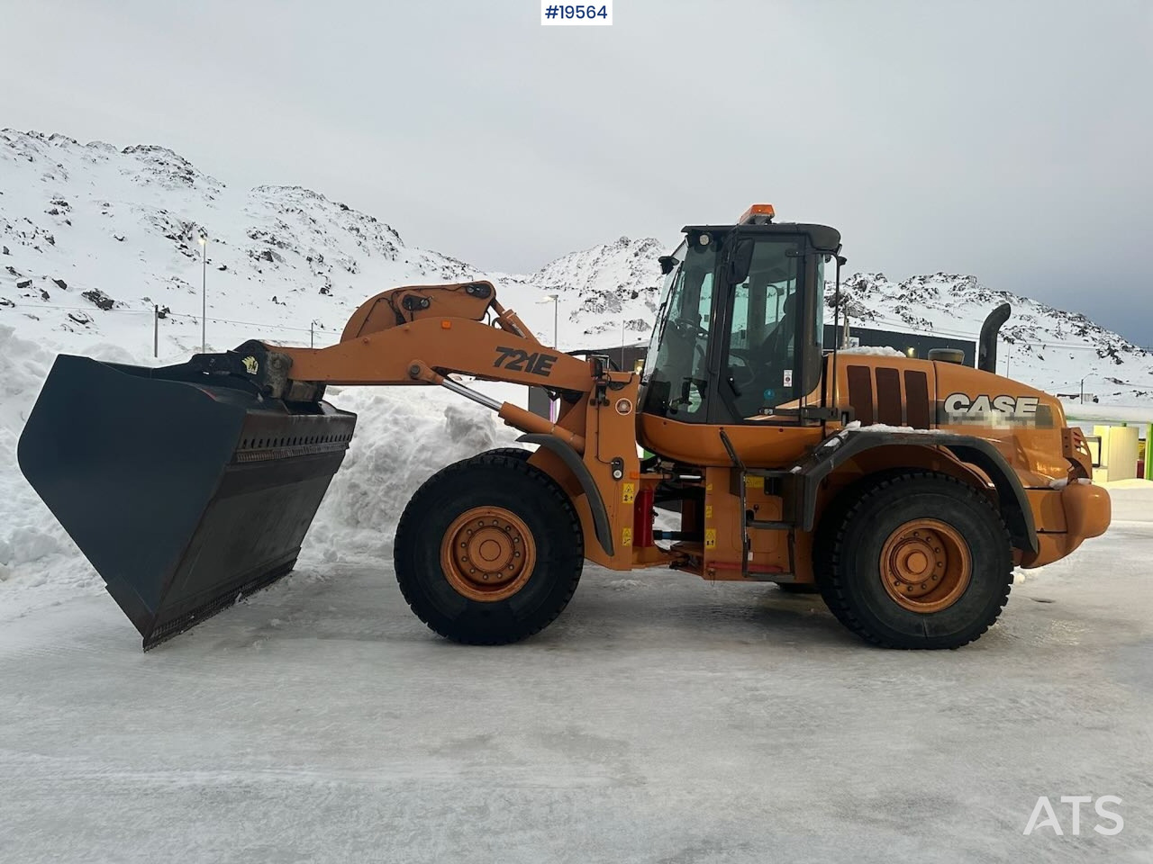 Case 721E hjullaster m/ snøskuffe og grusskuffe. Ny vekt og 2 sett dekk. SE VIDEO - اللودر بعجل: صورة 3 Case 721E hjullaster m/ snøskuffe og grusskuffe. Ny vekt og 2 sett dekk. SE VIDEO - اللودر بعجل: صورة 3