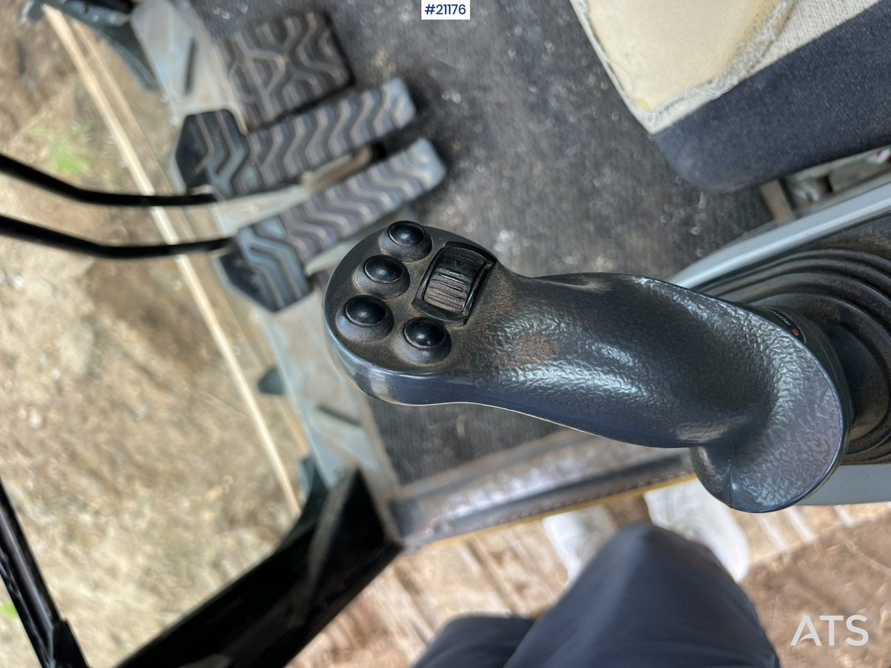 حفار زحاف Caterpillar 320 ELRR gravemaskin m/ tannskuffe SE VIDEO: صورة 22