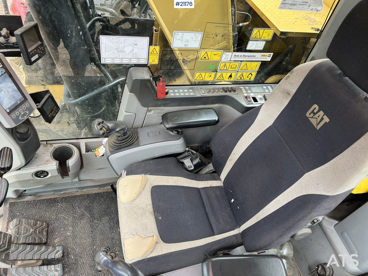 حفار زحاف Caterpillar 320 ELRR gravemaskin m/ tannskuffe SE VIDEO: صورة 28