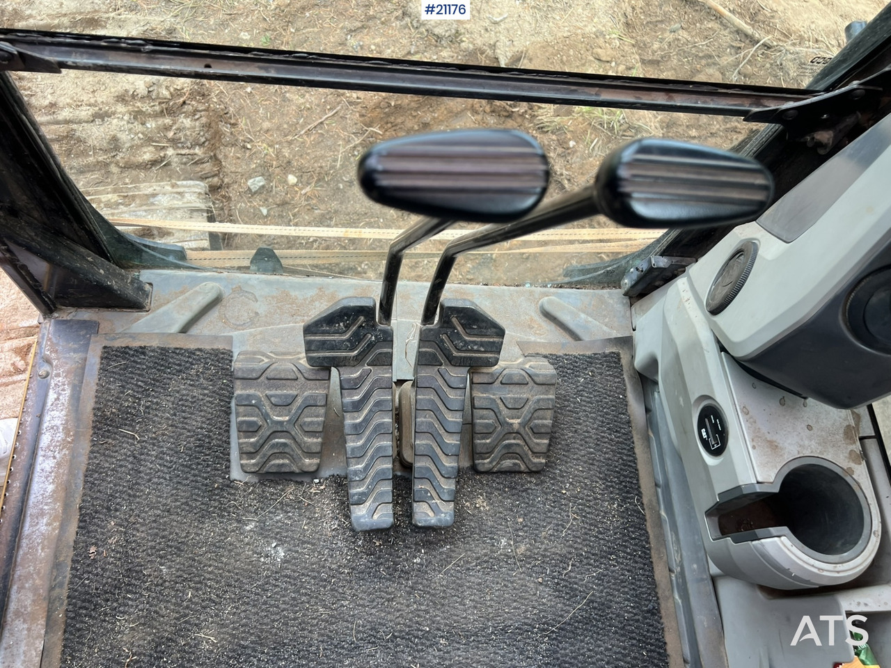 حفار زحاف Caterpillar 320 ELRR gravemaskin m/ tannskuffe SE VIDEO: صورة 27