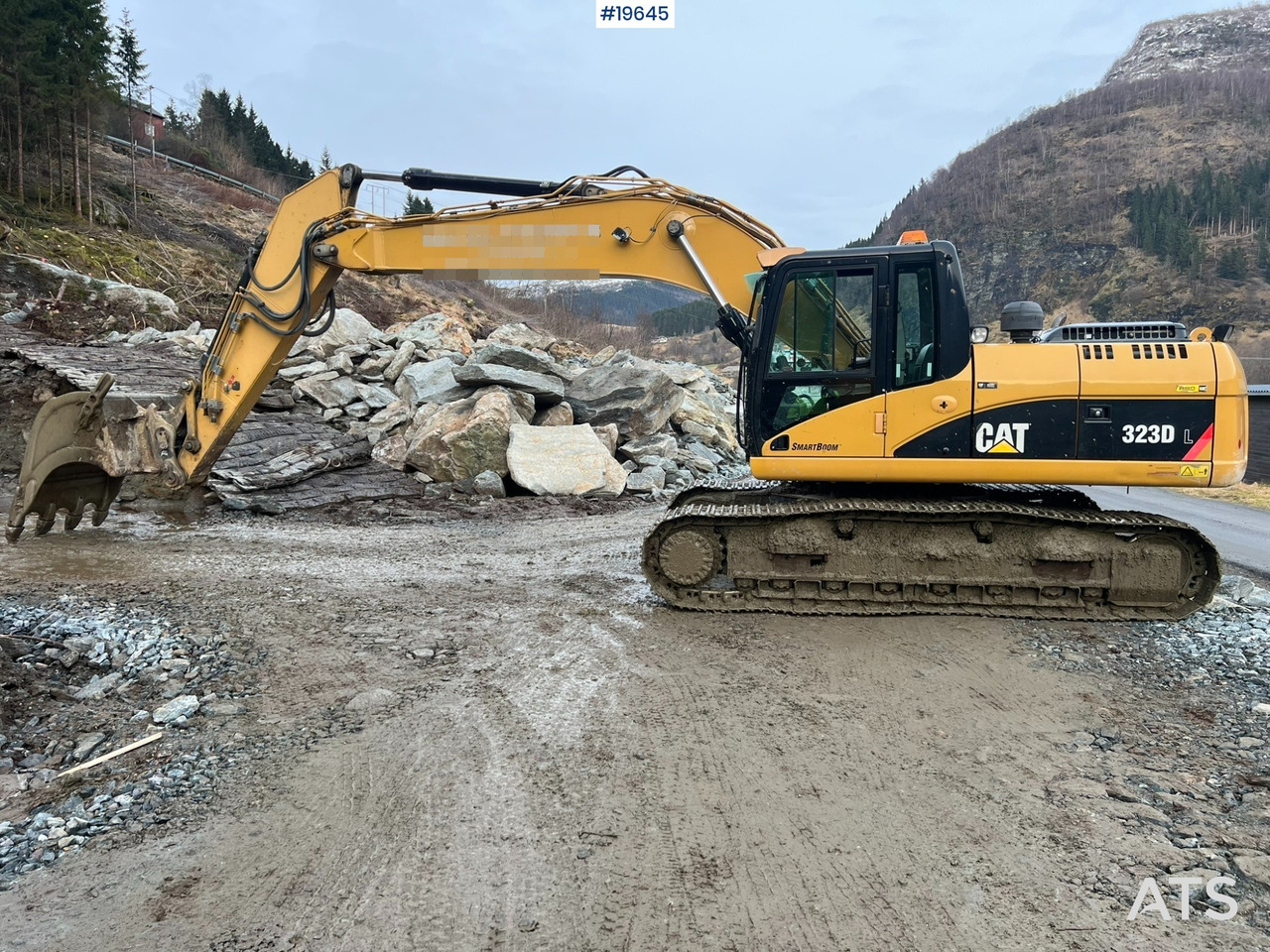 Caterpillar 323D - حفارة: صورة 3 Caterpillar 323D - حفارة: صورة 3
