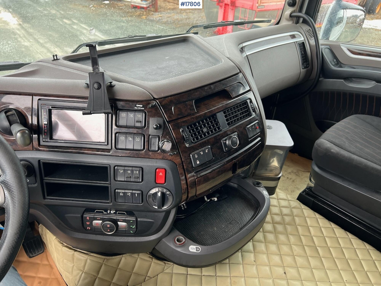 وحدة جر DAF XF 530: صورة 19